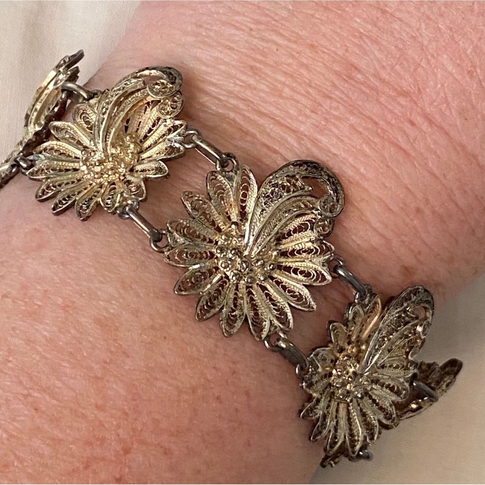 Vintage Sterling Silver Filigree Floral Bracelet